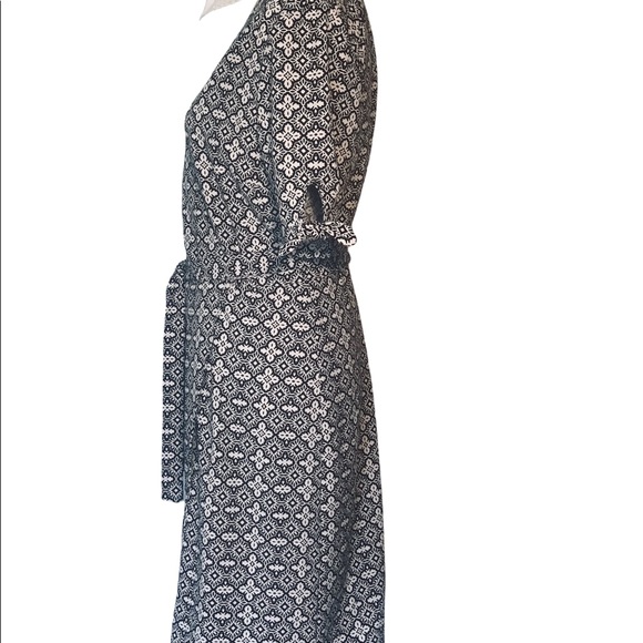 Banana Republic Wrap Dress with Tie Sleeve Size 14 NWT - Picture 8 of 13